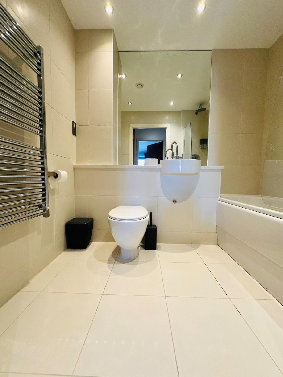 Zone 1 4 Mins From Major Station Appartamento Londra