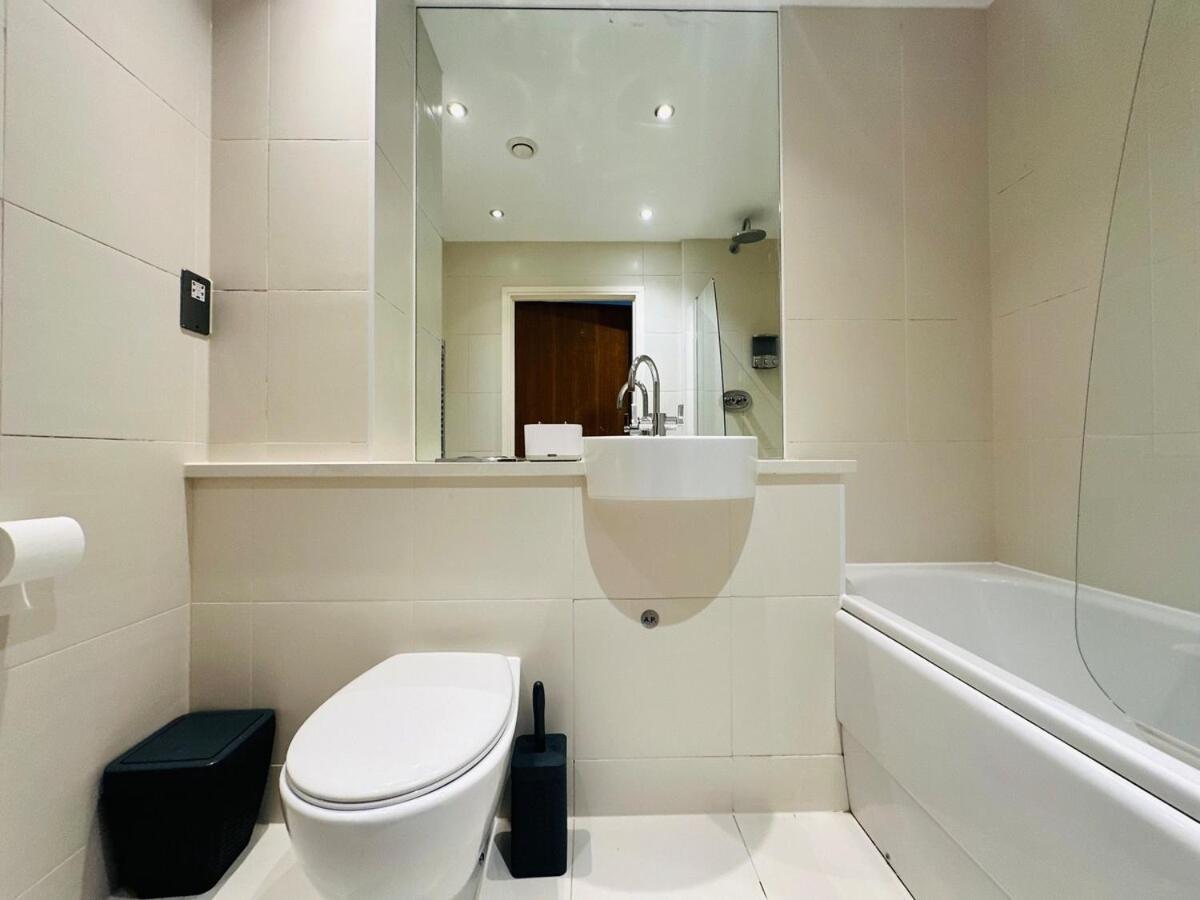Zone 1 4 Mins From Major Station Londra